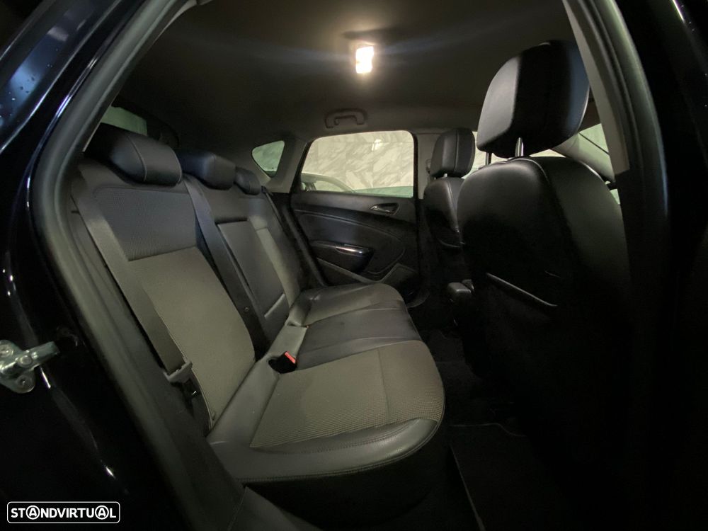 Opel Astra 1.3 CDTI Cosmo - 17