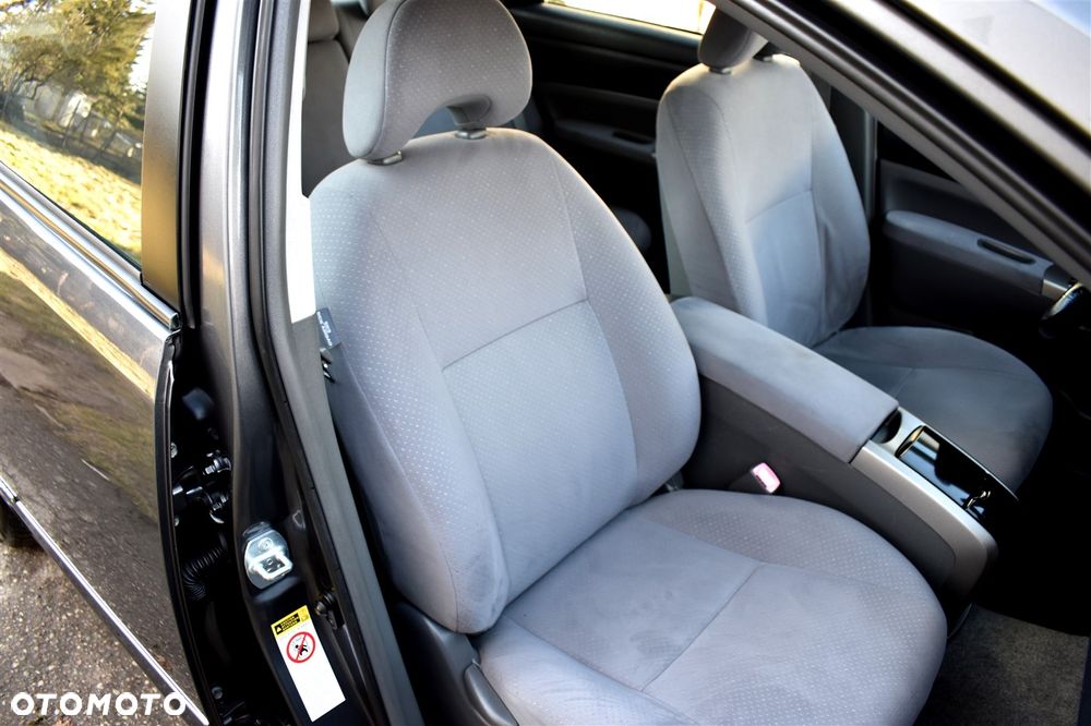 Toyota Prius 1.5 VVT-i Sol (nav) - 20