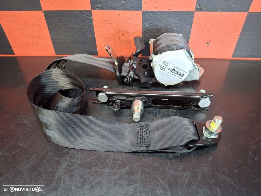 Cinto Frente Direito Iveco Daily Vi Camião De Plataforma/Chassis - 1