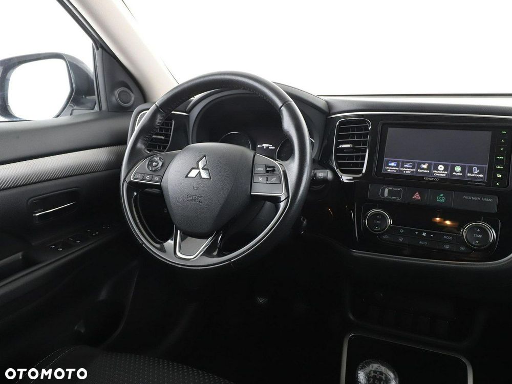 Mitsubishi Outlander 2.0 2WD Edition 100 - 16