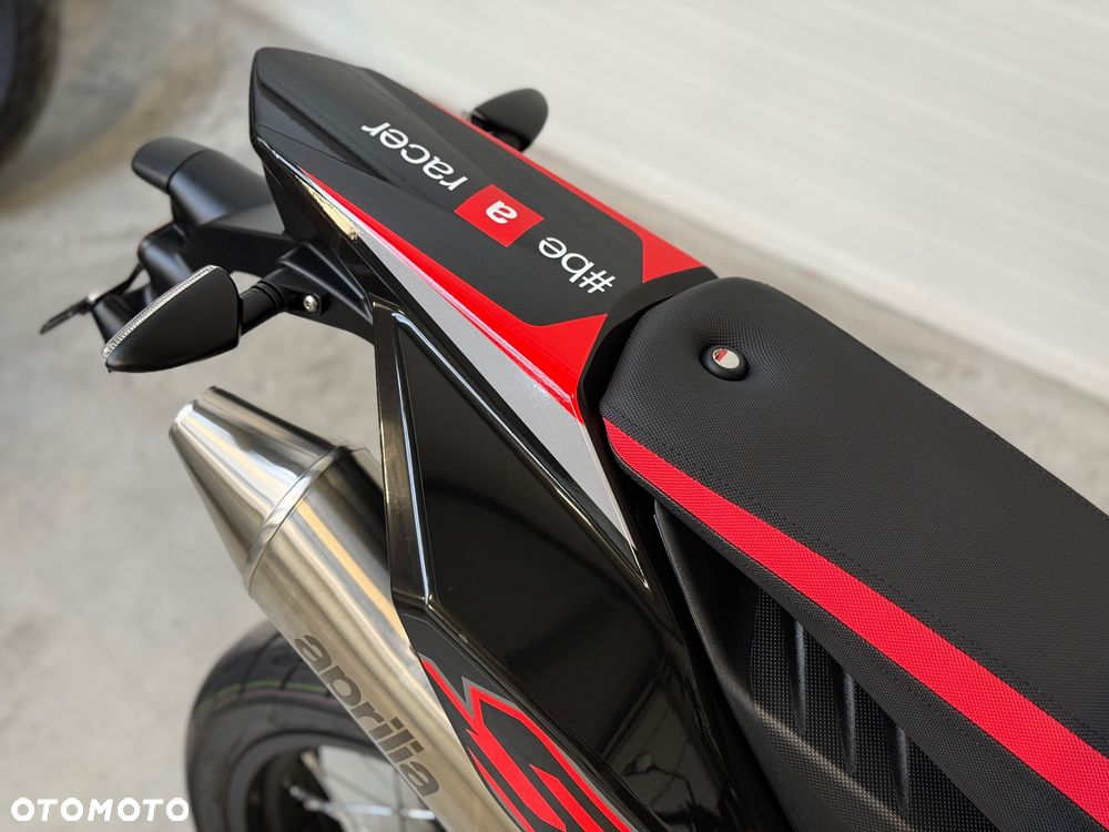 Aprilia SX - 17