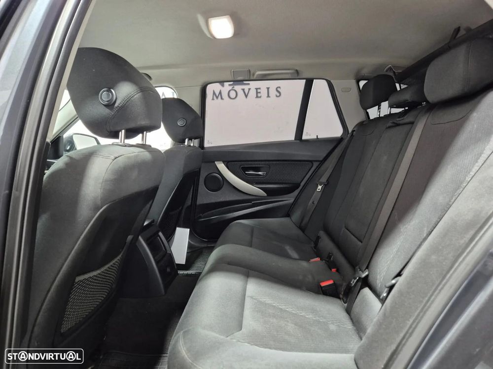 BMW 318 d Aut. - 10