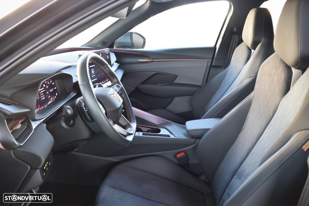 Cupra Terramar 1.5 e-Hybrid DSG - 11