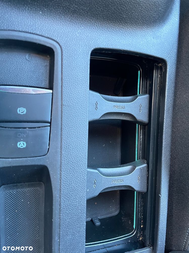 Ford Focus 1.0 EcoBoost mHEV Active - 29