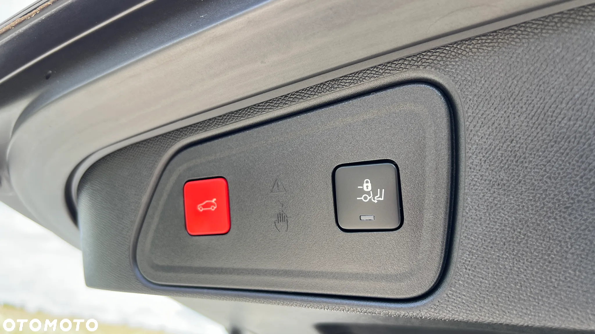 Peugeot 3008 1.6 PureTech Hybrid PHEV GT Pack S&S EAT8 - 17