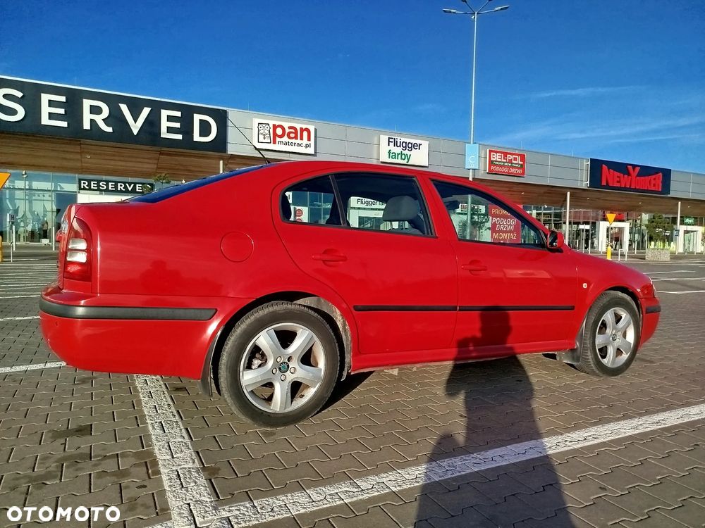 Skoda Octavia 1.8T Tour Classic - 9