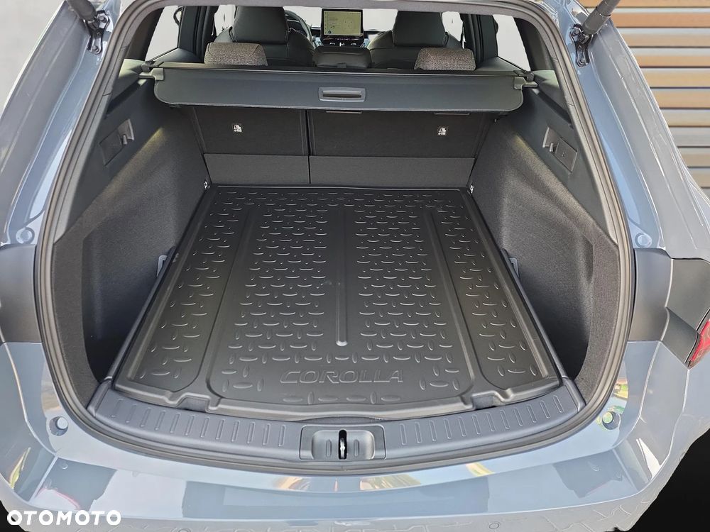 Toyota Corolla 1.8 Hybrid Style - 16