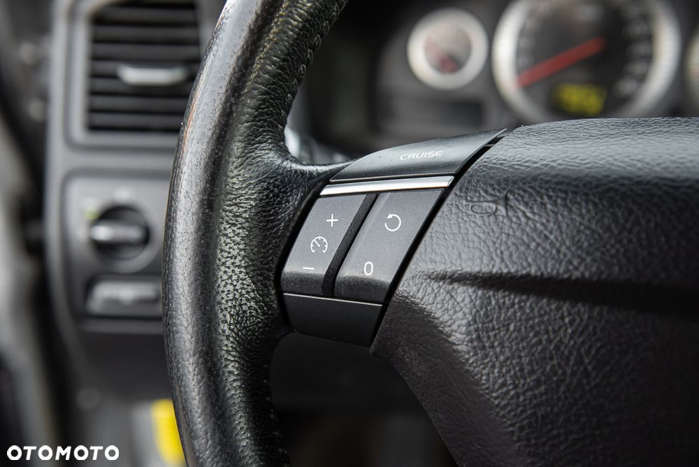 Volvo XC 70 AWD Premium - 24