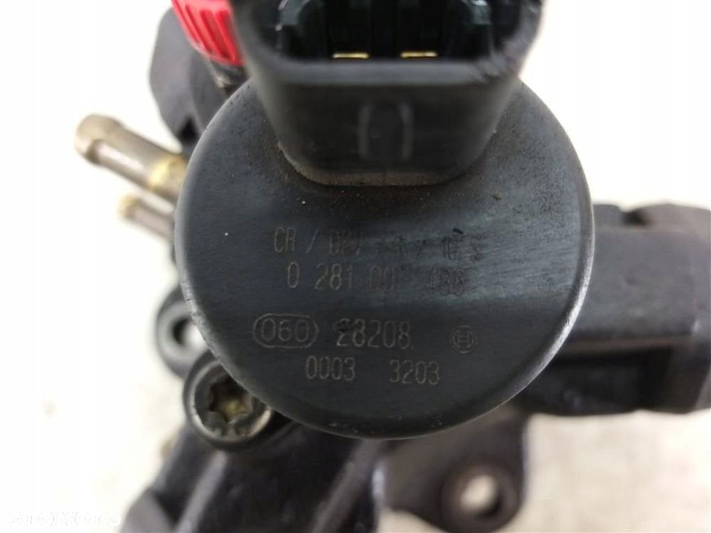 Pompa wtryskowa Fiat Stilo  1.9 JTD 80KM 2001-2007 R  BOSCH - 6