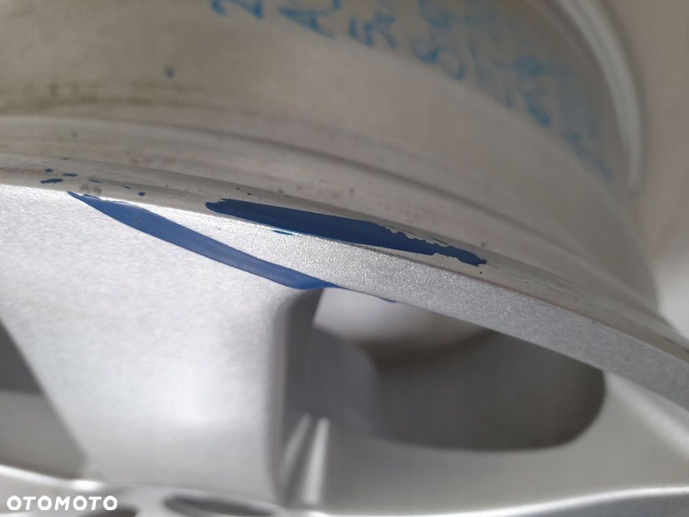 Felga aluminiowa Alutec A807 8.0" x 17" 5x120 ET20 - 5