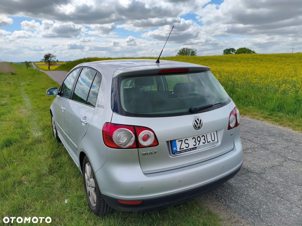Volkswagen Golf 1.6 Trendline - 4