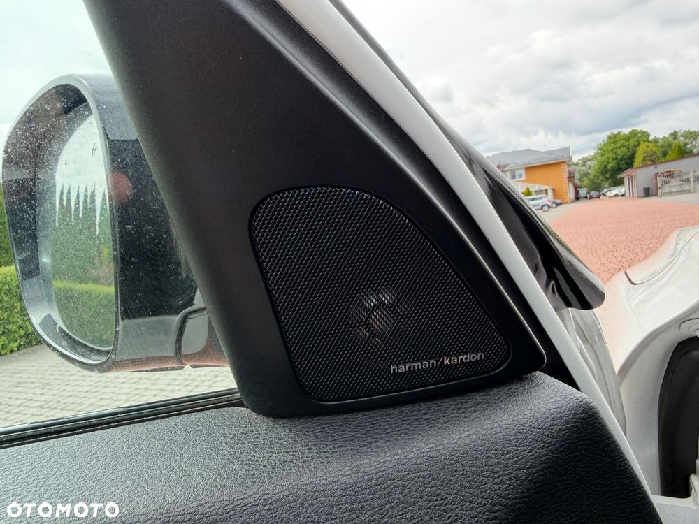 BMW X1 - 32