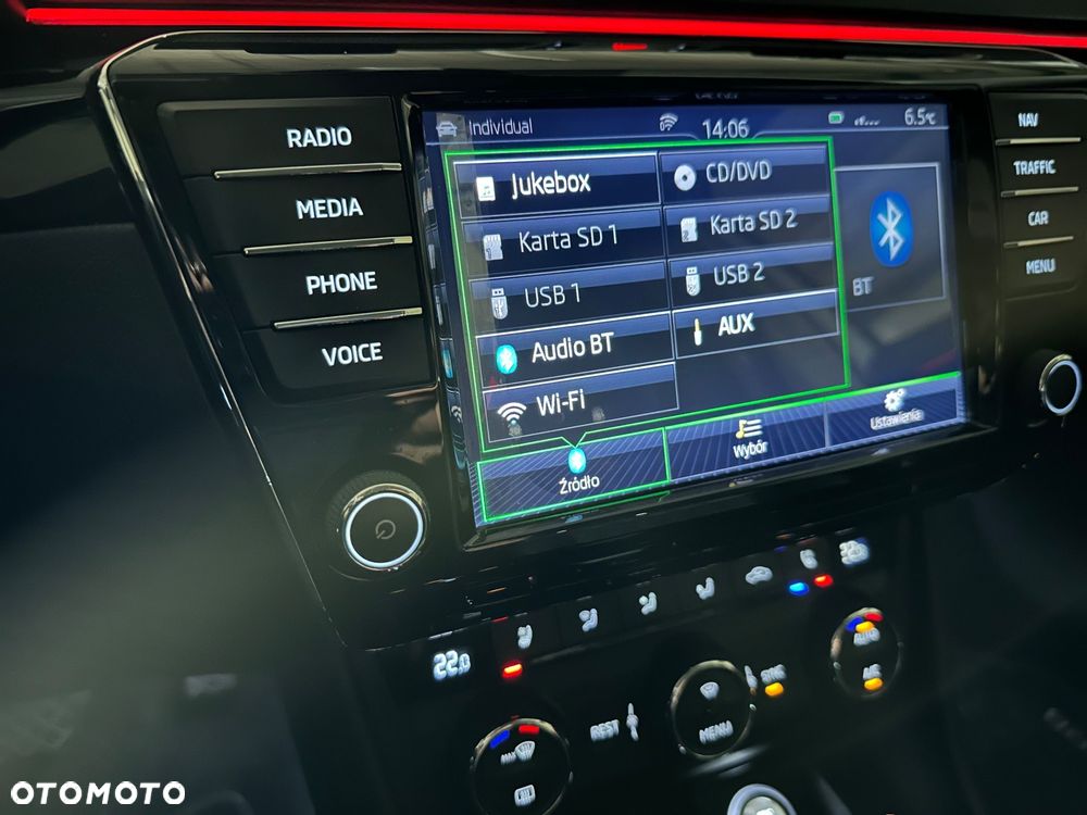 Skoda Superb 2.0 TDI 4x4 L&K DSG - 22