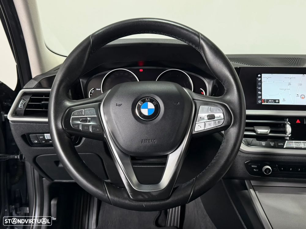 BMW 318 d Touring Advantage Auto - 25