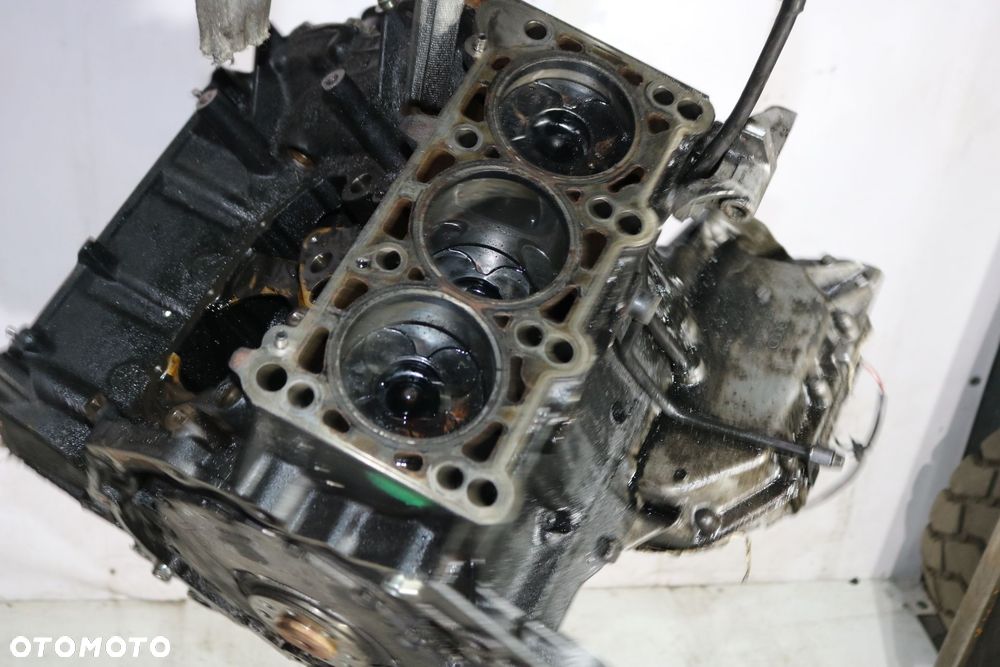 SILNIK DÓŁ BAU AUDI A6 C5 2.5 TDI - 7