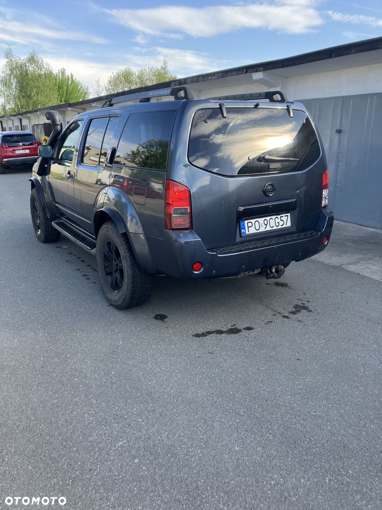 Nissan Pathfinder 2.5 DCi Elegance / LE - 6