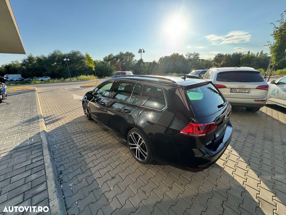 Volkswagen Golf 2.0 TDI DSG GTD - 2