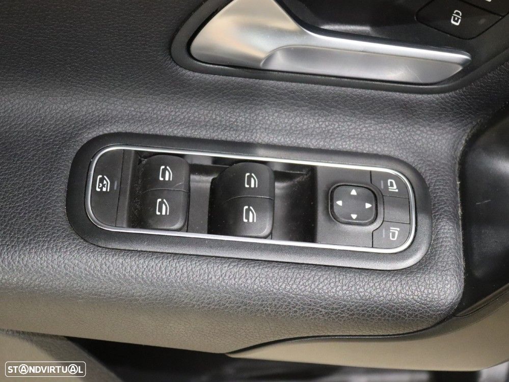 Mercedes-Benz A 180 d Progressive - 22