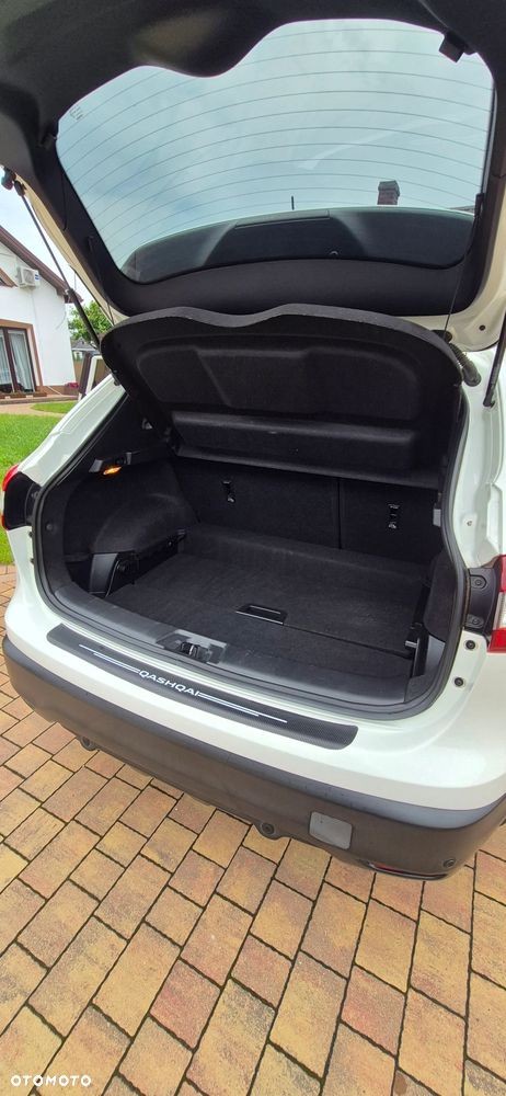 Nissan Qashqai 1.5 dCi Tekna EU6 - 16