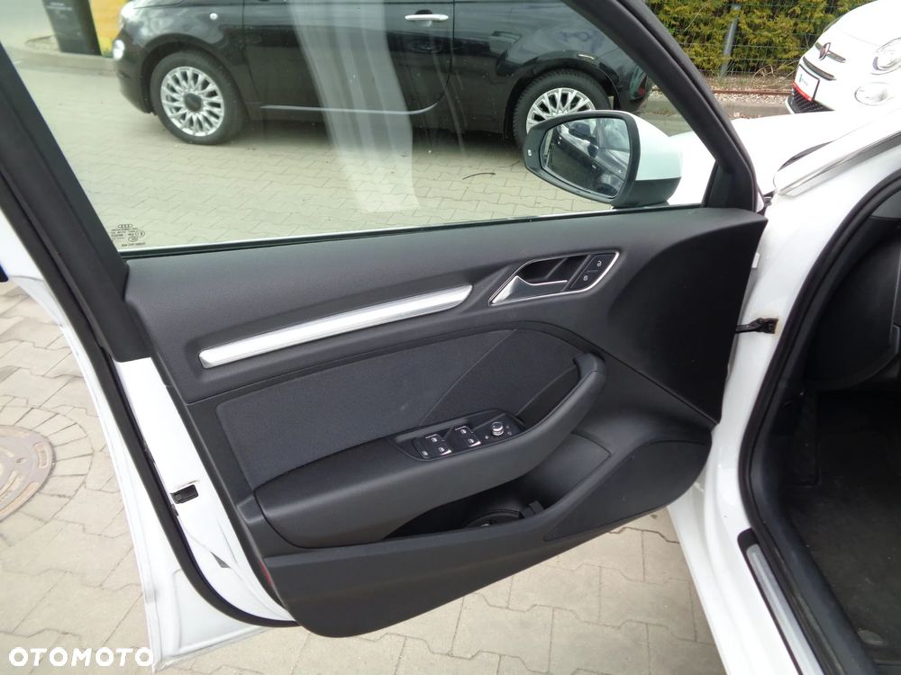 Audi A3 Sportback - 8