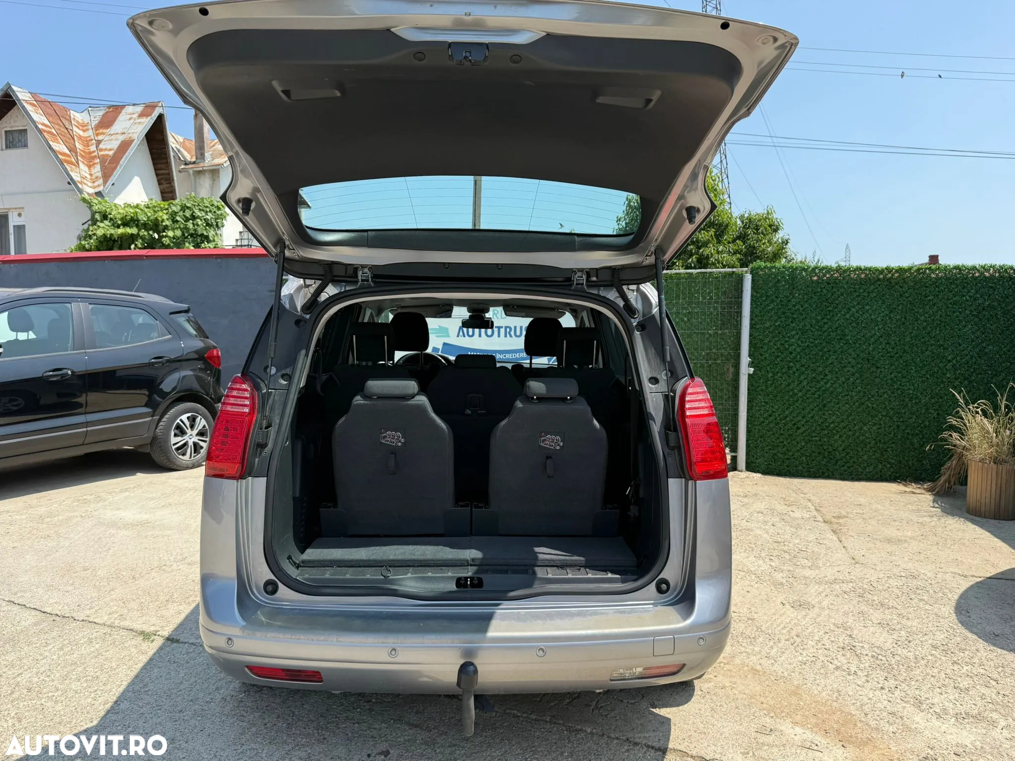 Peugeot 5008 HDI 115 Active - 18