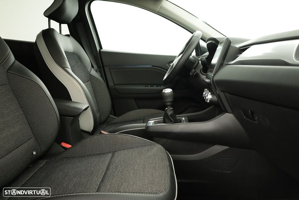 Renault Captur 1.0 TCe Techno Bi-Fuel - 23