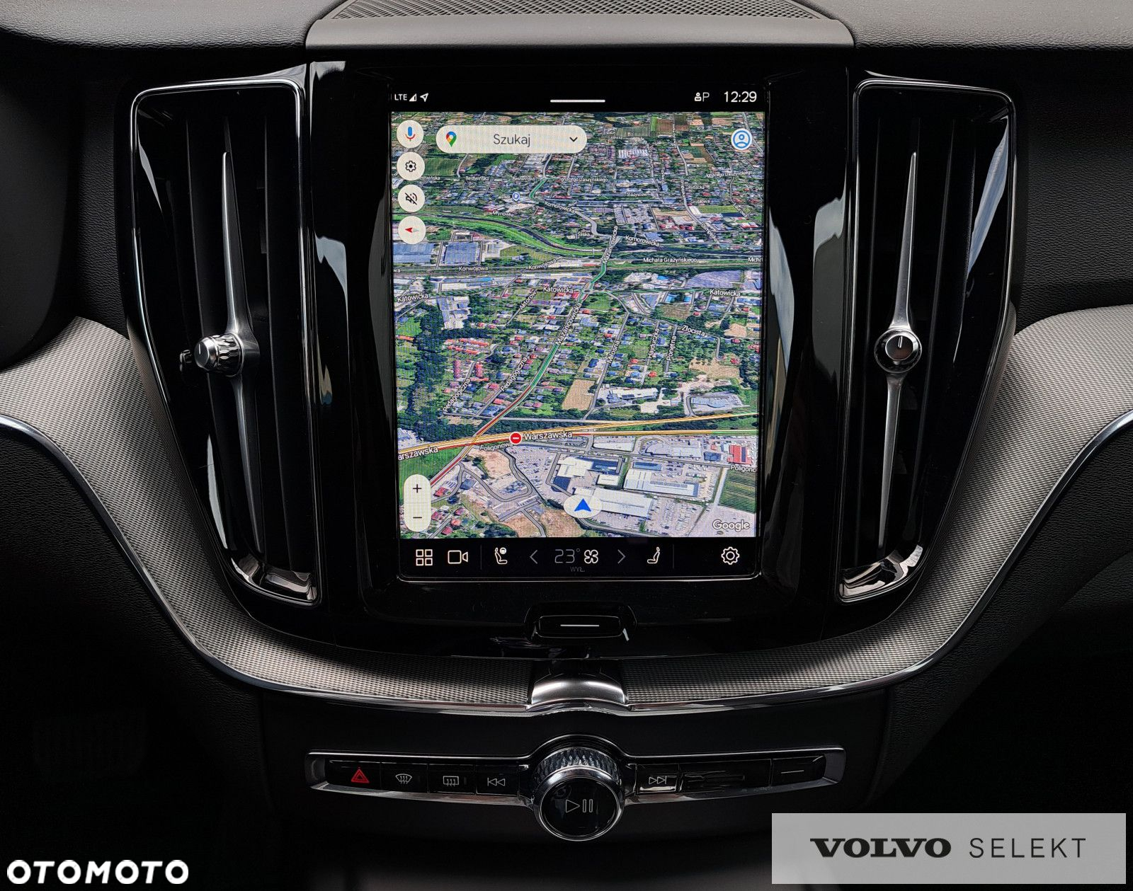 Volvo XC 60 - 24