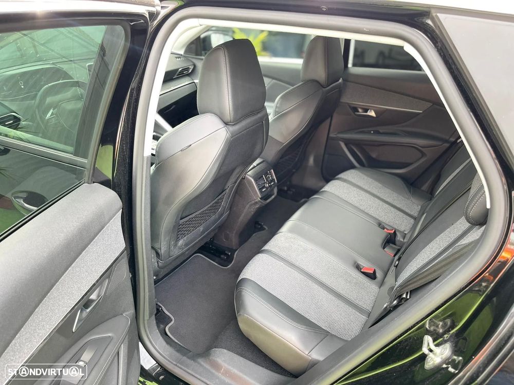 Peugeot 3008 1.5 BlueHDi Allure EAT8 - 7