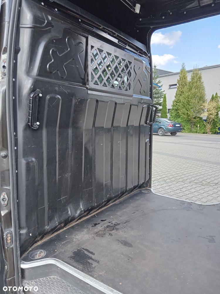 Iveco C35S15 Max - 12