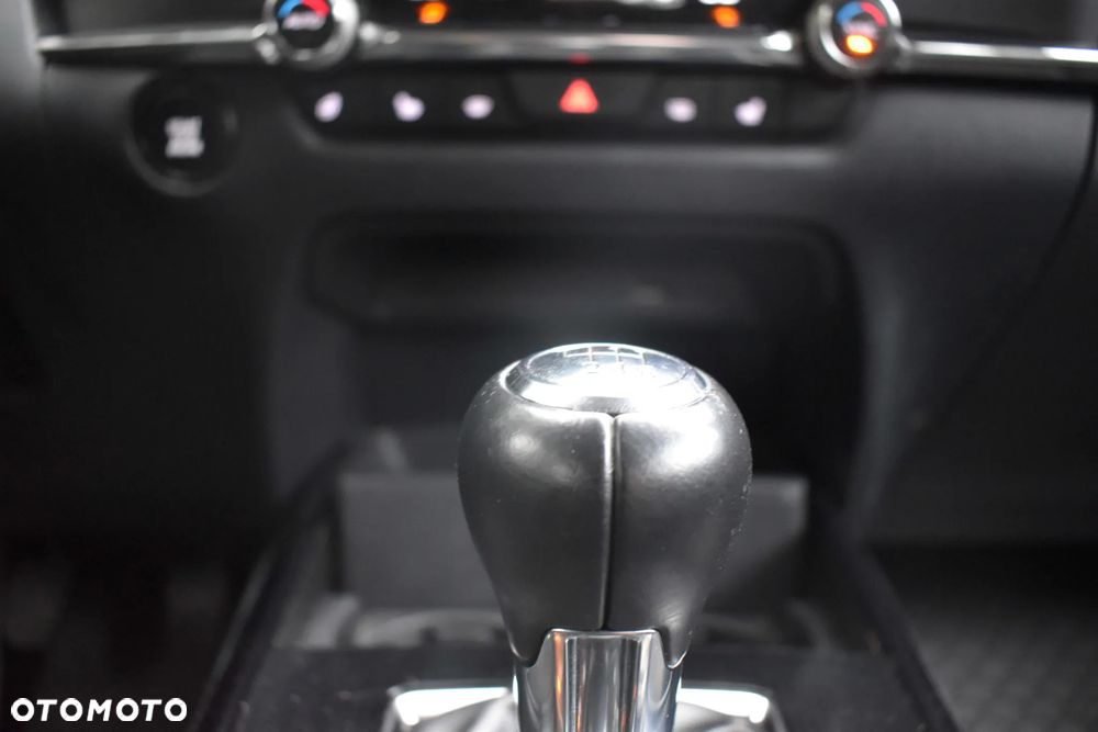 Mazda CX-30 2.0 mHEV Hikari 2WD - 20