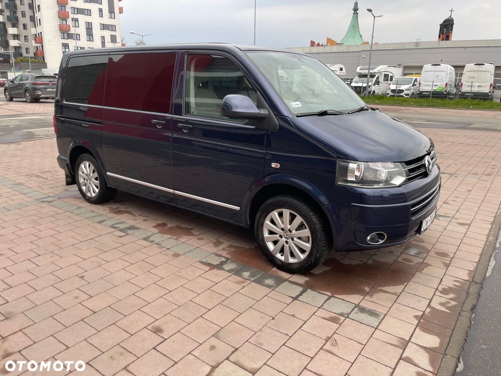 Volkswagen Multivan - 7