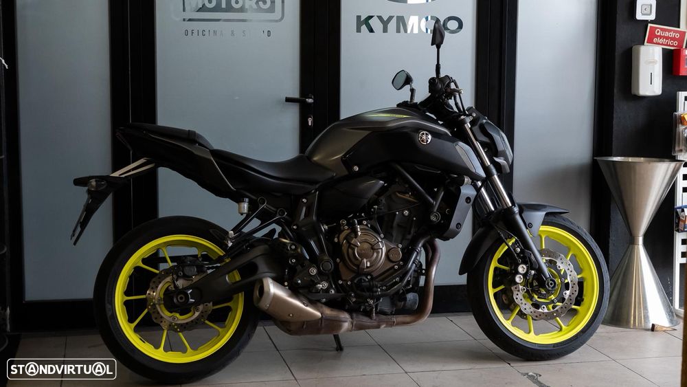 Yamaha MT-07 - 1