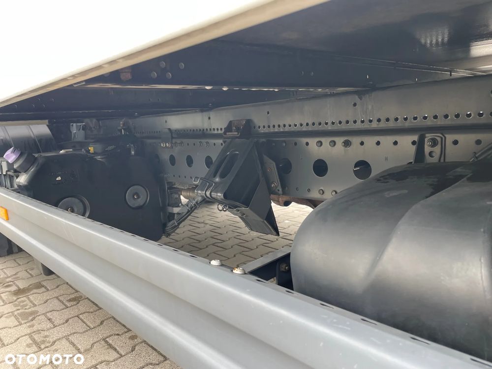 Mercedes-Benz ATEGO 818 klimatyzacja/ na poduszkach/ super stan! - 9