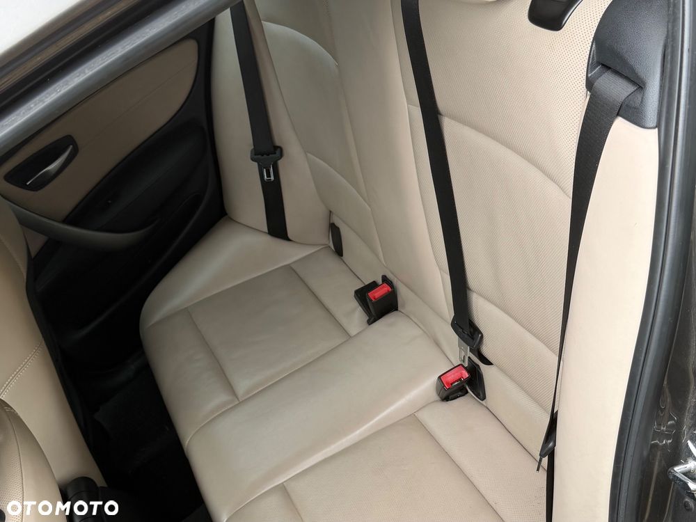 BMW Seria 1 - 9