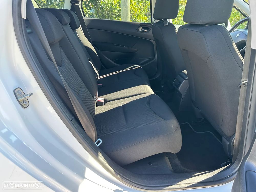 Peugeot 308 SW 1.6 HDi Sport CVM6 - 29