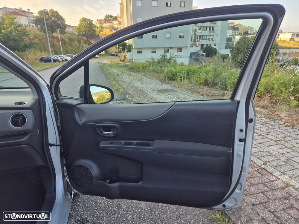 Toyota Yaris 1.4 D-4D ACtive+AC 99g - 21