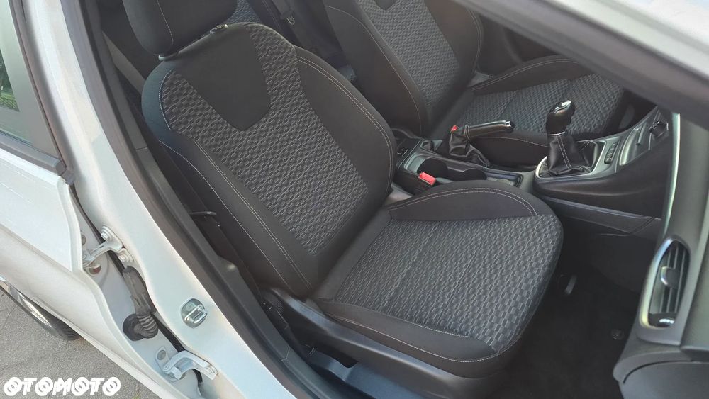 Opel Astra - 24