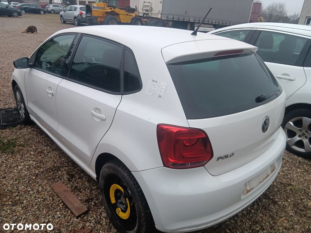 Volkswagen Polo 1.6 TDI MATCH - 2