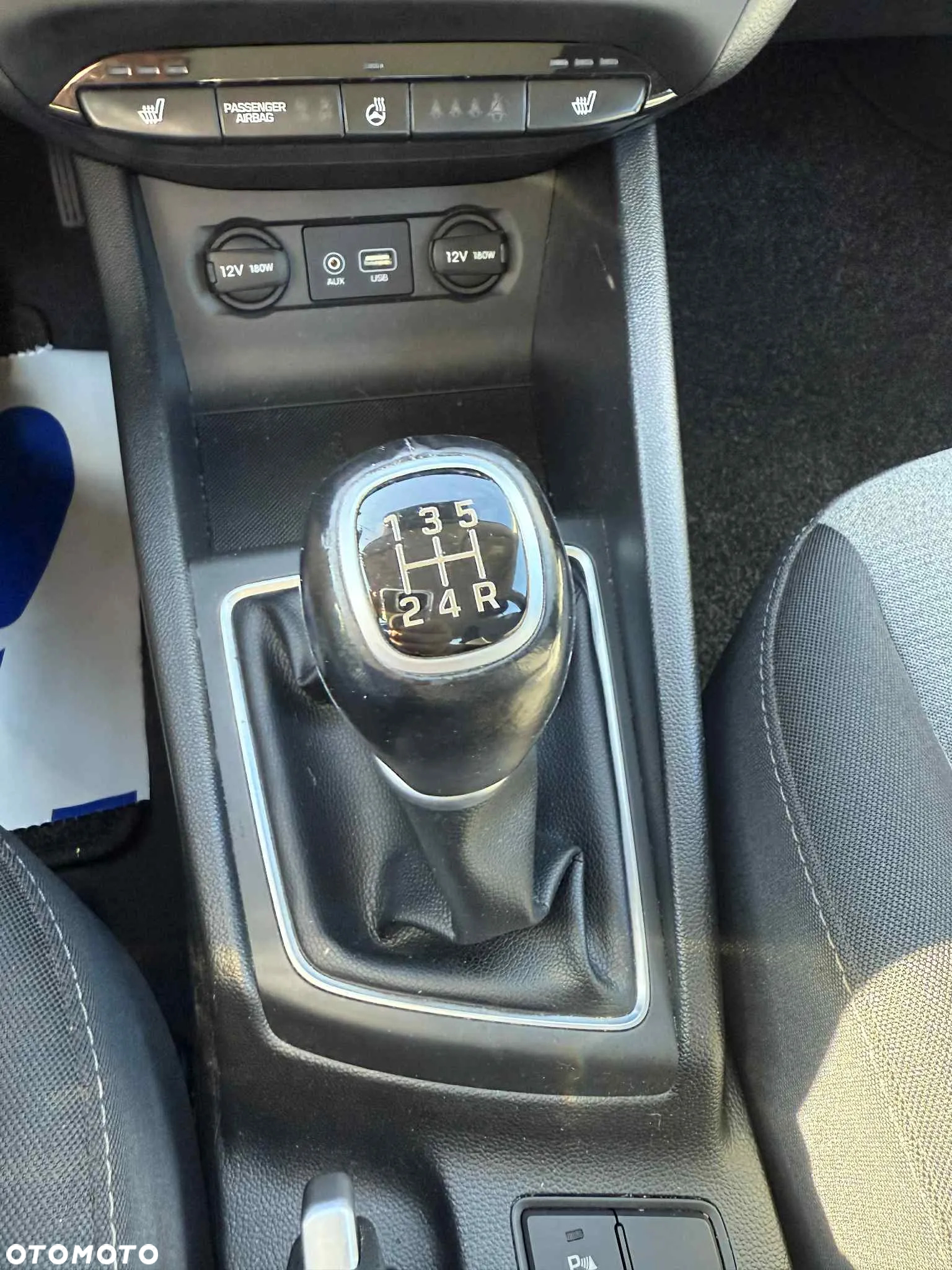 Hyundai i20 blue 1.2 YES Gold - 12