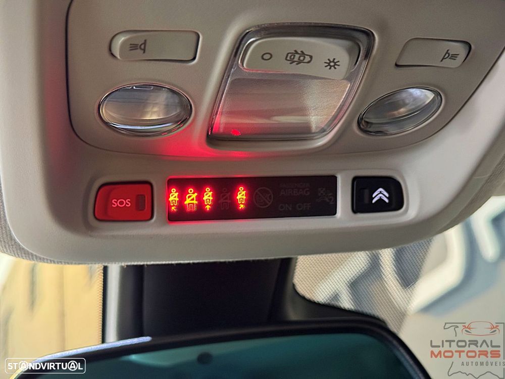 Citroën C3 Aircross 1.2 PureTech Shine - 21