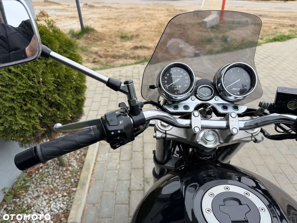 Suzuki GSX - 41