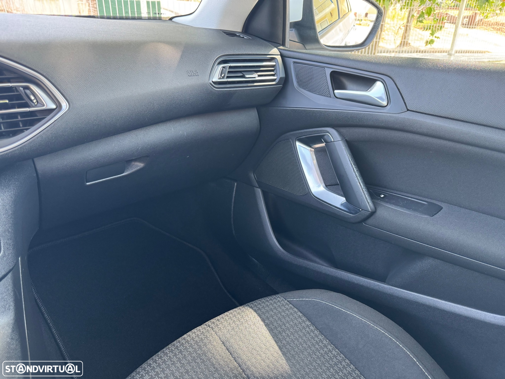 Peugeot 308 SW 1.6 BlueHDi Style - 15
