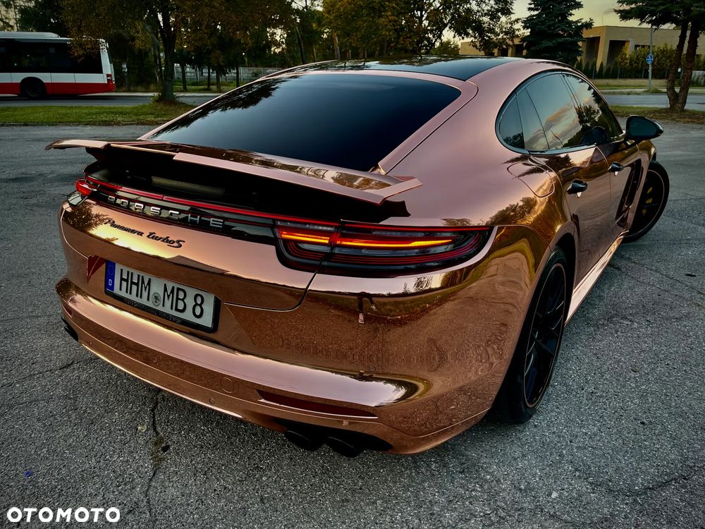 Porsche Panamera - 30