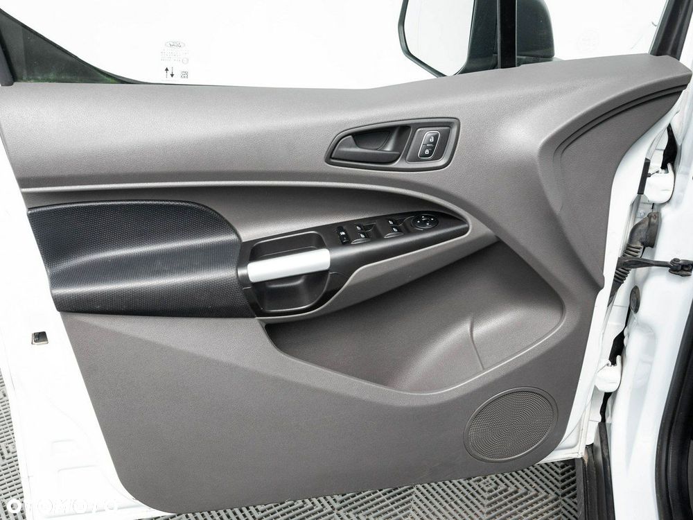 Ford Transit Connect - 10