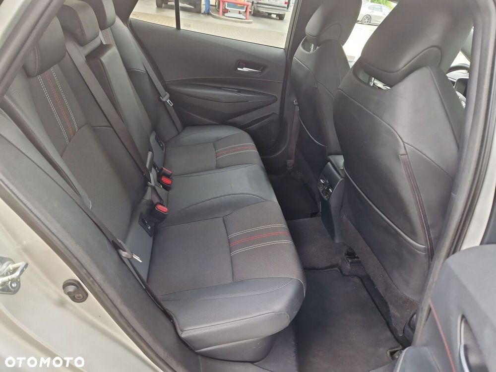 Toyota Corolla 1.8 Hybrid GR Sport - 10