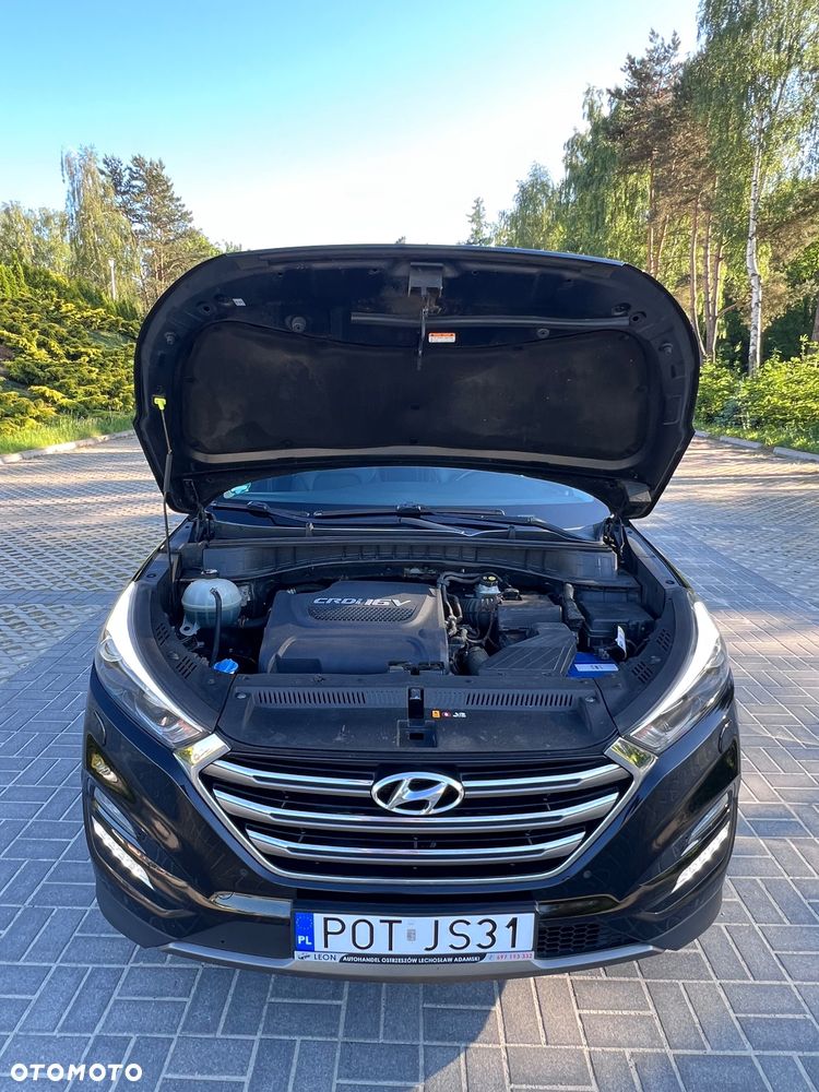 Hyundai Tucson 2.0 CRDI 4WD Automatik Premium - 37