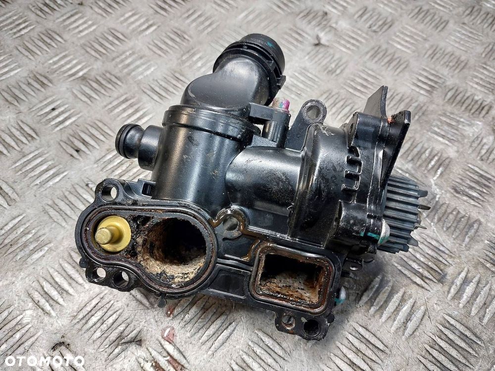 POMPA WODY AUDI A4 B8 1.8 TFSI MEYLE 0322 - 4
