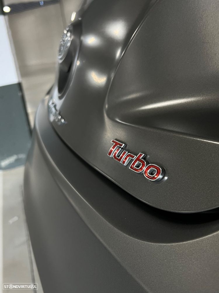 Hyundai Veloster 1.6 Turbo Matt Finish - 23