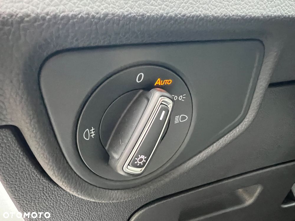 Volkswagen Touran 1.5 TSI EVO Comfortline DSG - 18