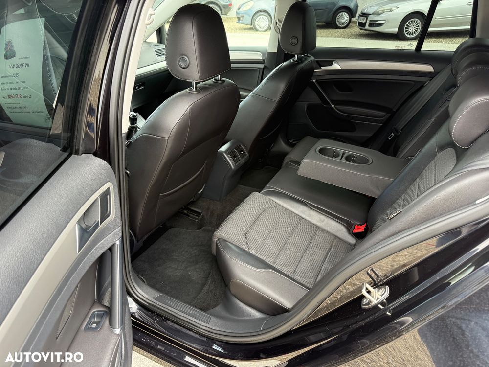 Volkswagen Golf 1.6 TDI (BlueMotion Technology) Trendline - 11